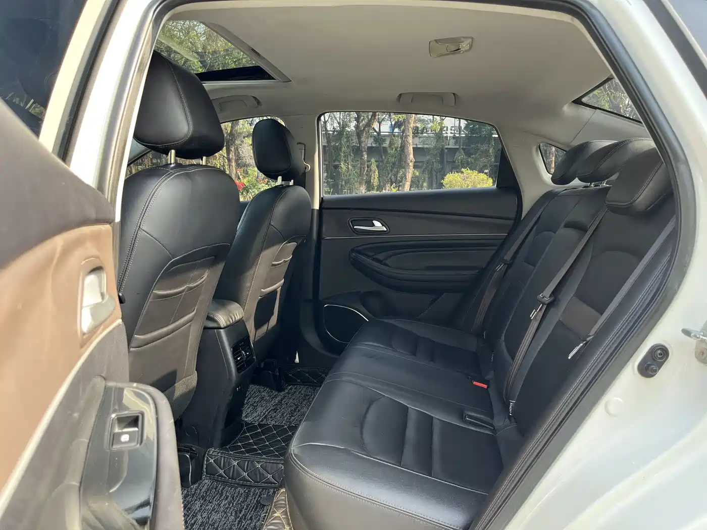 GAC Trumpchi Trumpchi GA4 2018 200T Manual Luxury фото 8