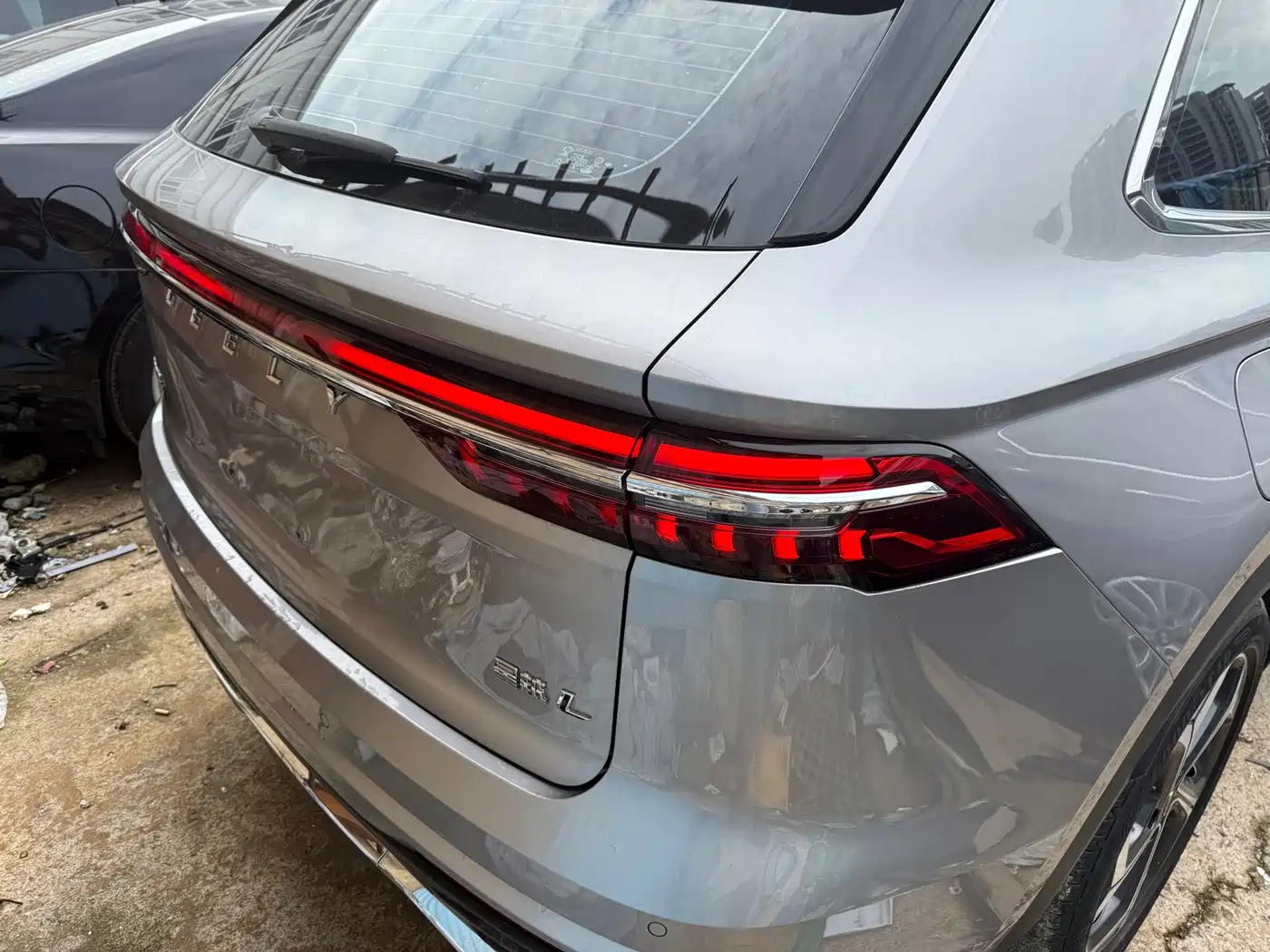 Фото 7 - Geely Monjaro