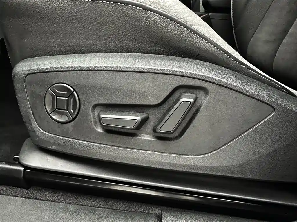 Audi Q3 2021 35 TFSI Progressive Sport фото 17
