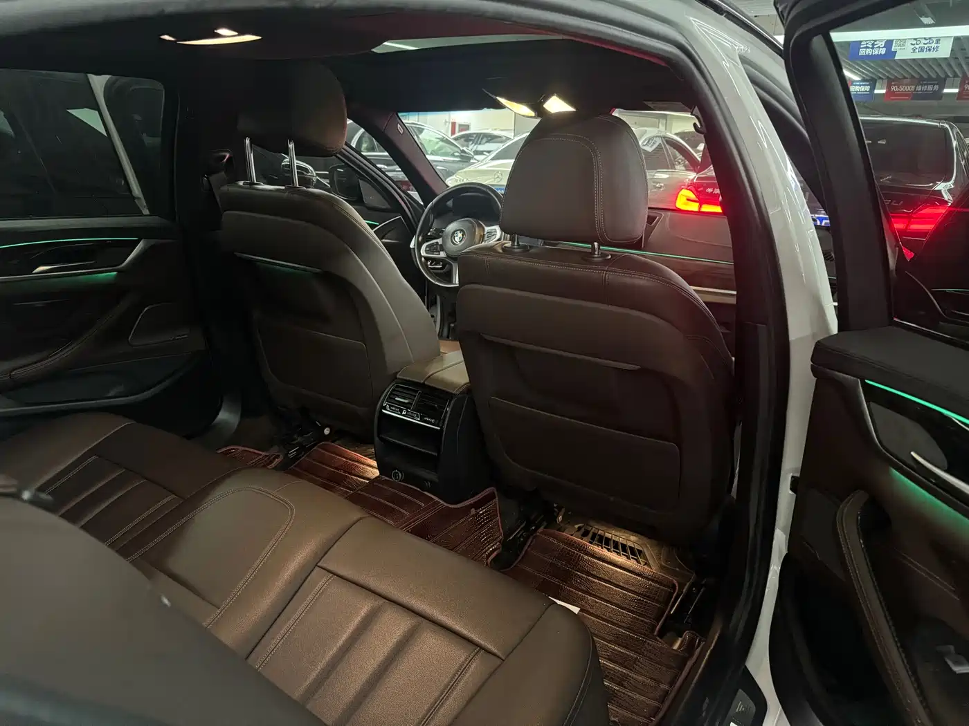 BMW 5 Series 2019 525Li M Sport Package фото 14