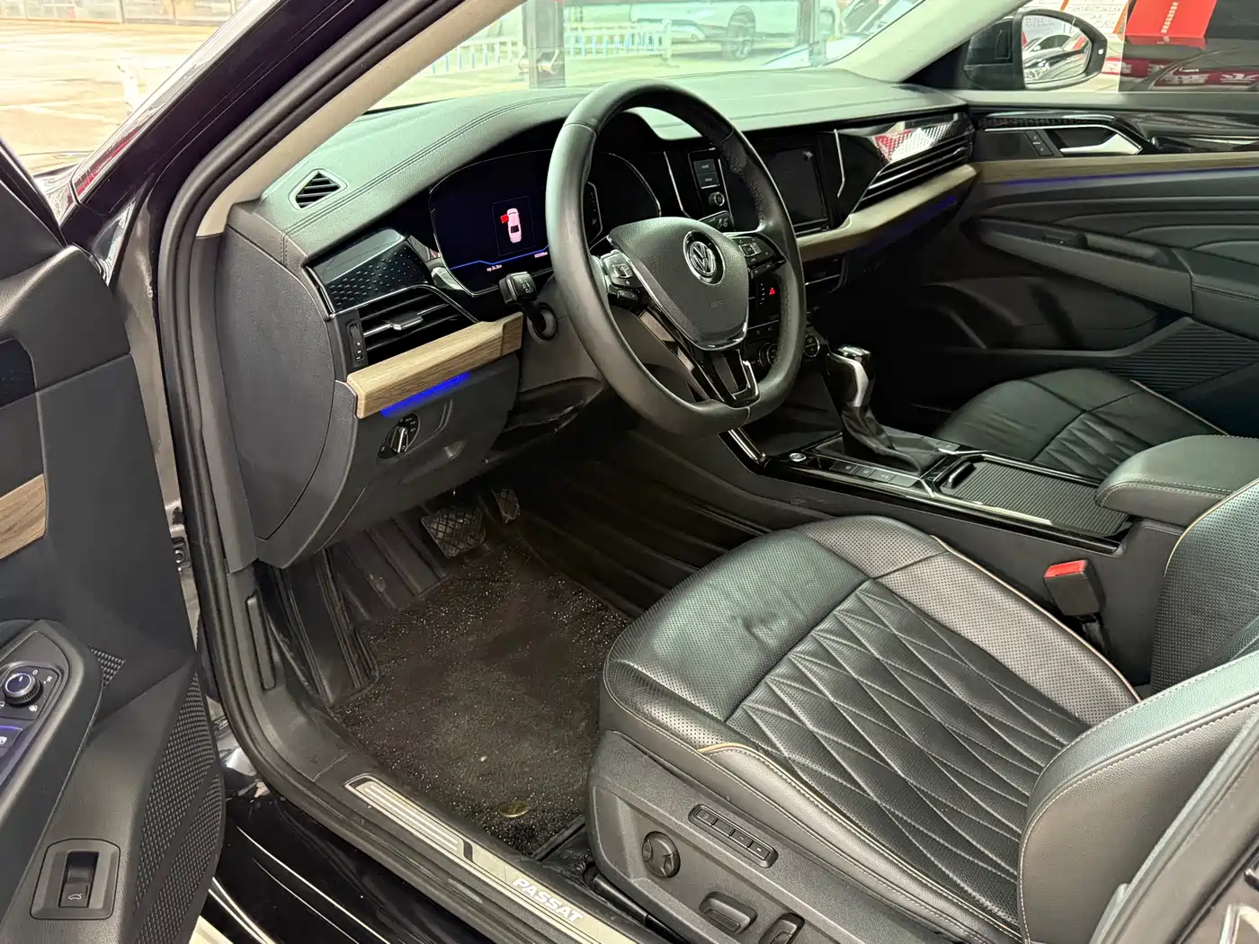Volkswagen Passat 2019 Model 330TSI Luxury Edition China V фото 4