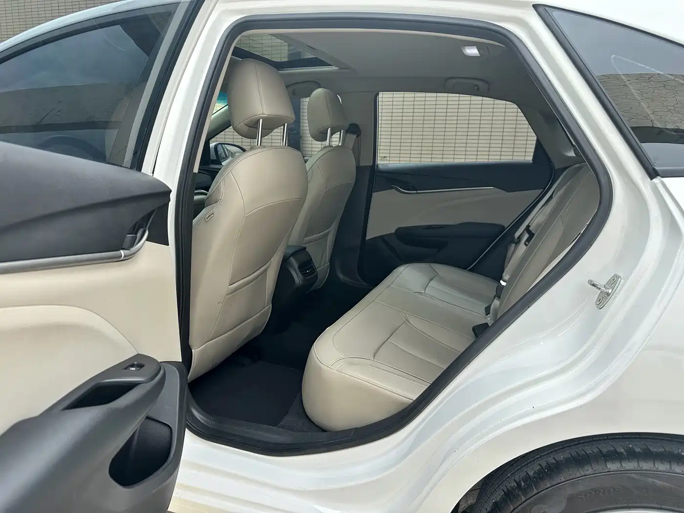 Buick Excelle 2019 15T DCT Connected Elite (China V) фото 10