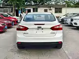 Фото 8 - Ford Focus