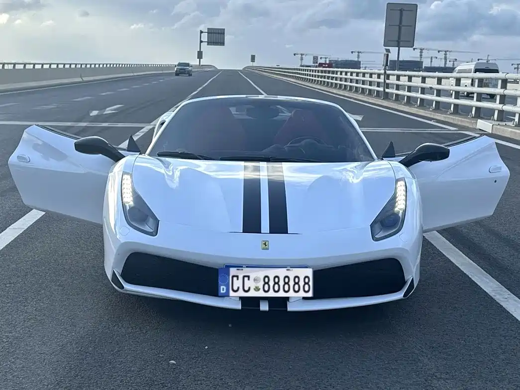 Ferrari 488 2020 2015 488 Spider