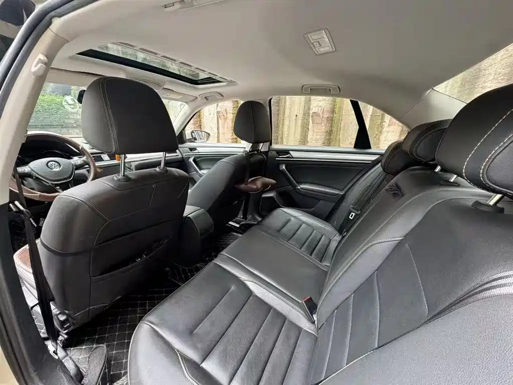 Volkswagen Bora 2018 1.5L Manual Comfort фото 17