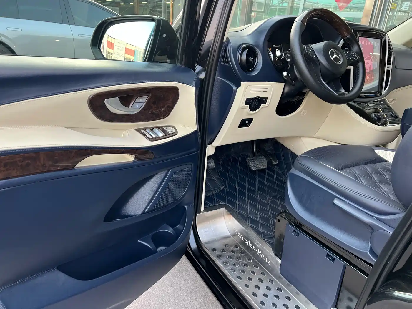 Mercedes-Benz Vito 2018 2.0T Elite Edition 7-Seater China V фото 12