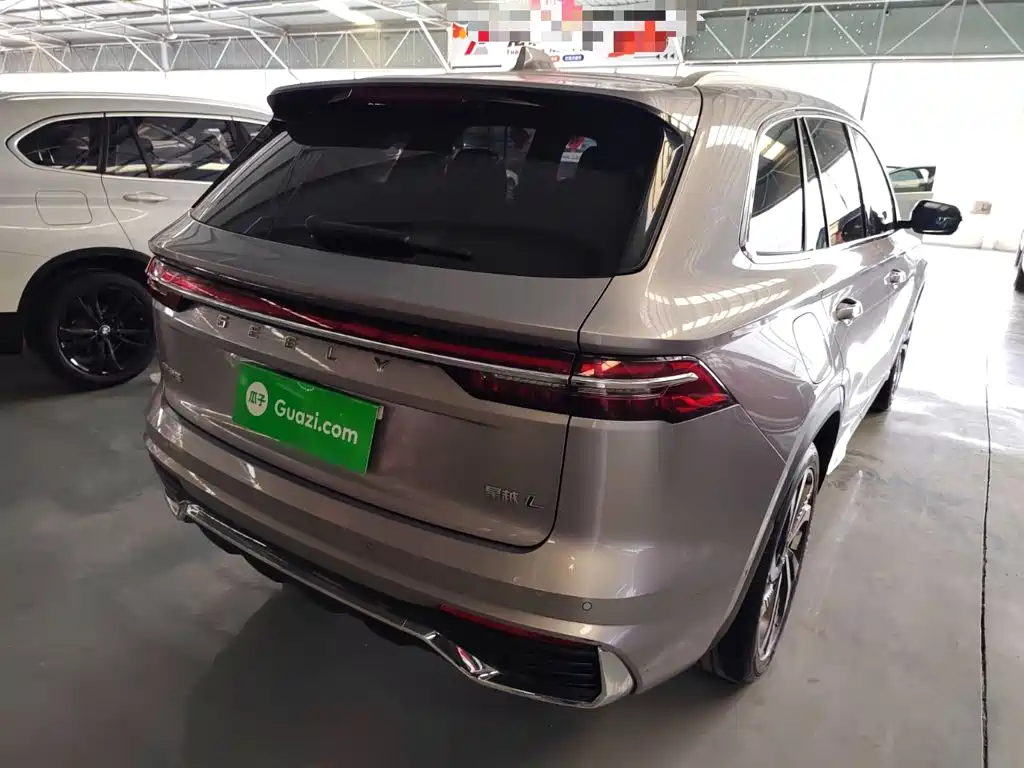 Фото 5 - Geely Monjaro