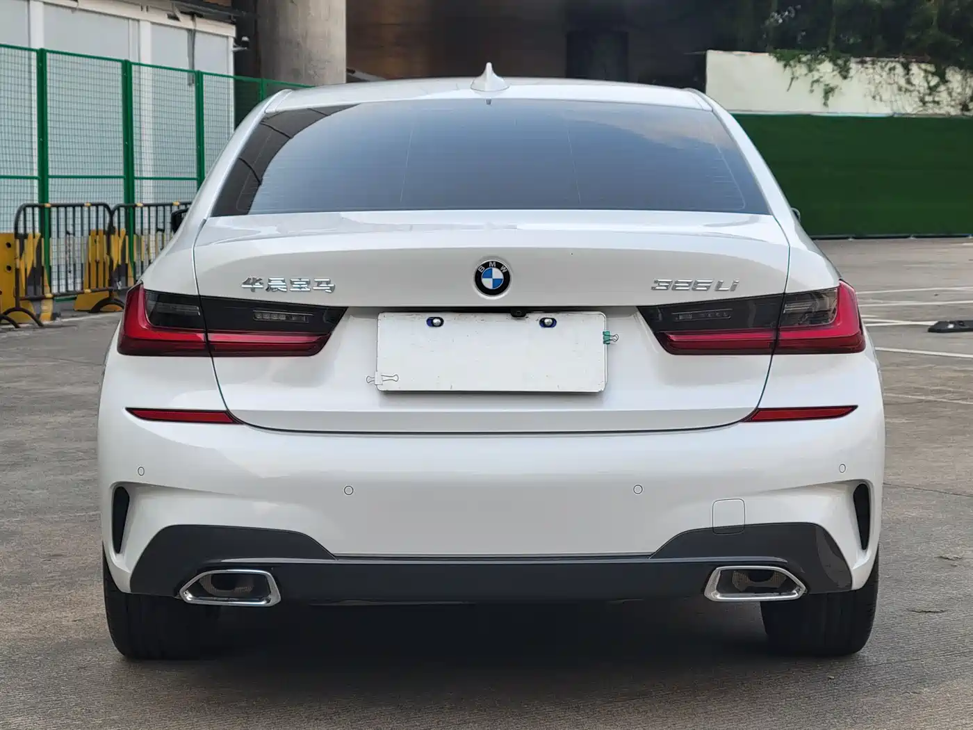BMW 3-SERIES