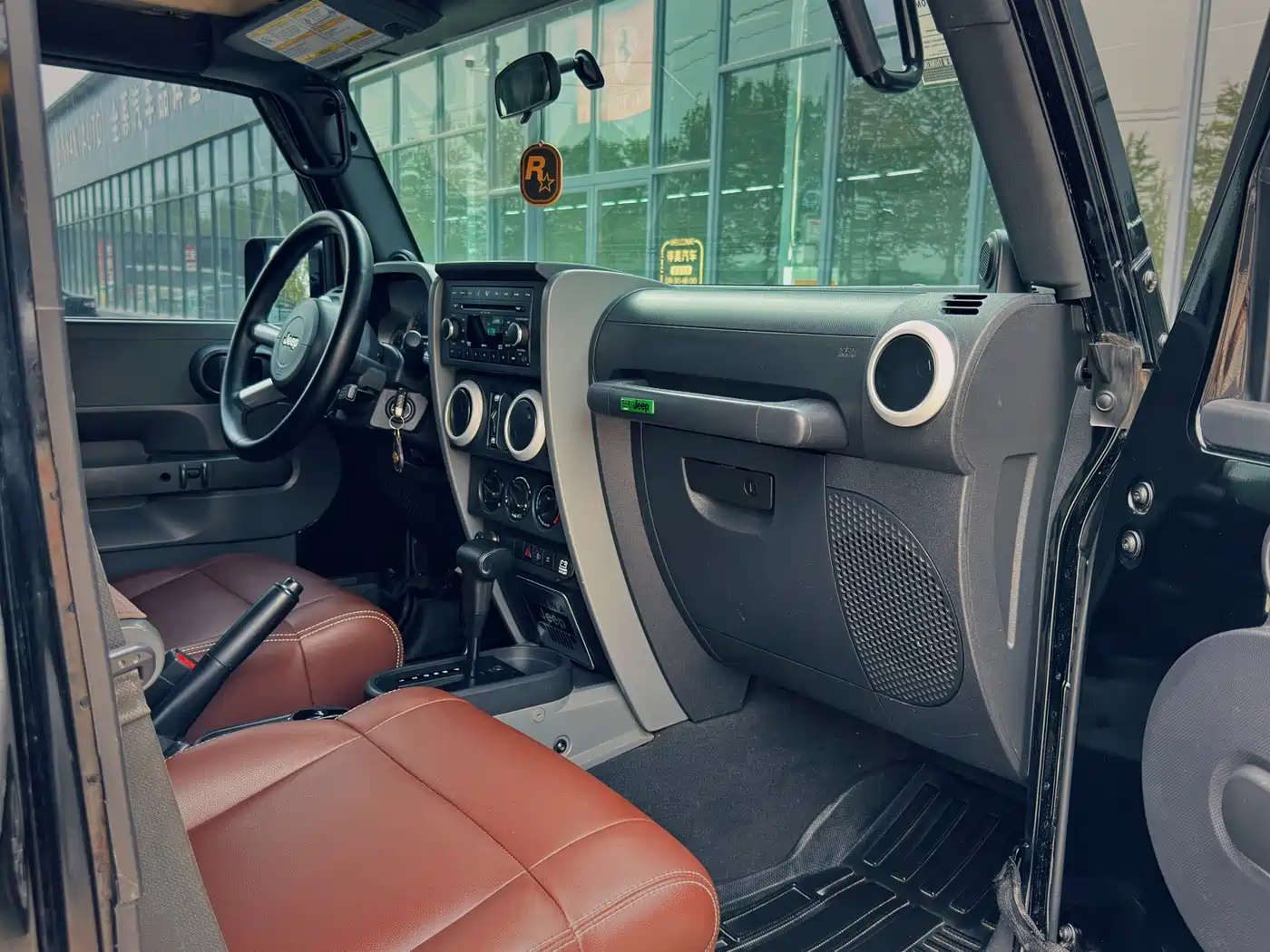 Jeep Wrangler 2008 2008 Model 3.8L Sahara 4-Door Edition