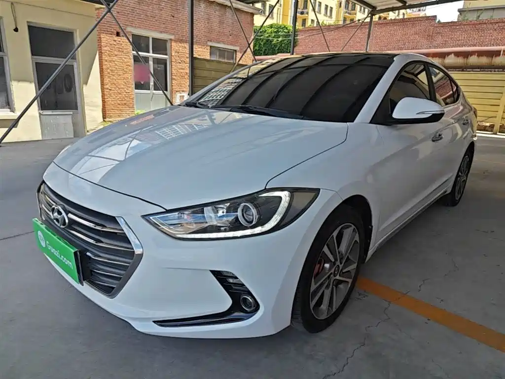 Hyundai Elantra 2016 Model 1.6L Automatic Smart Elite