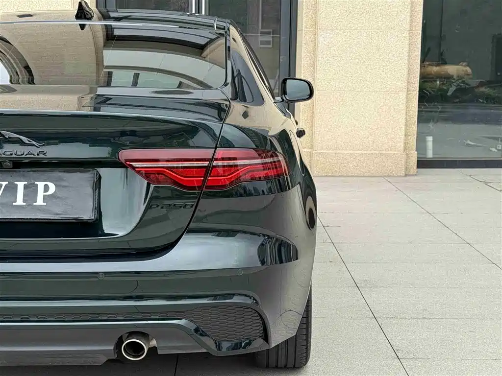 Jaguar XEL 2024 Model 2.0T 250PS R-DYNAMIC S Gloss Black Sport Edition фото 19