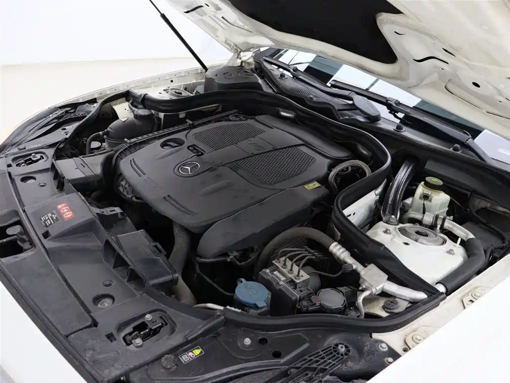 Mercedes-Benz CLS 2012 CLS 300 CGI фото 18