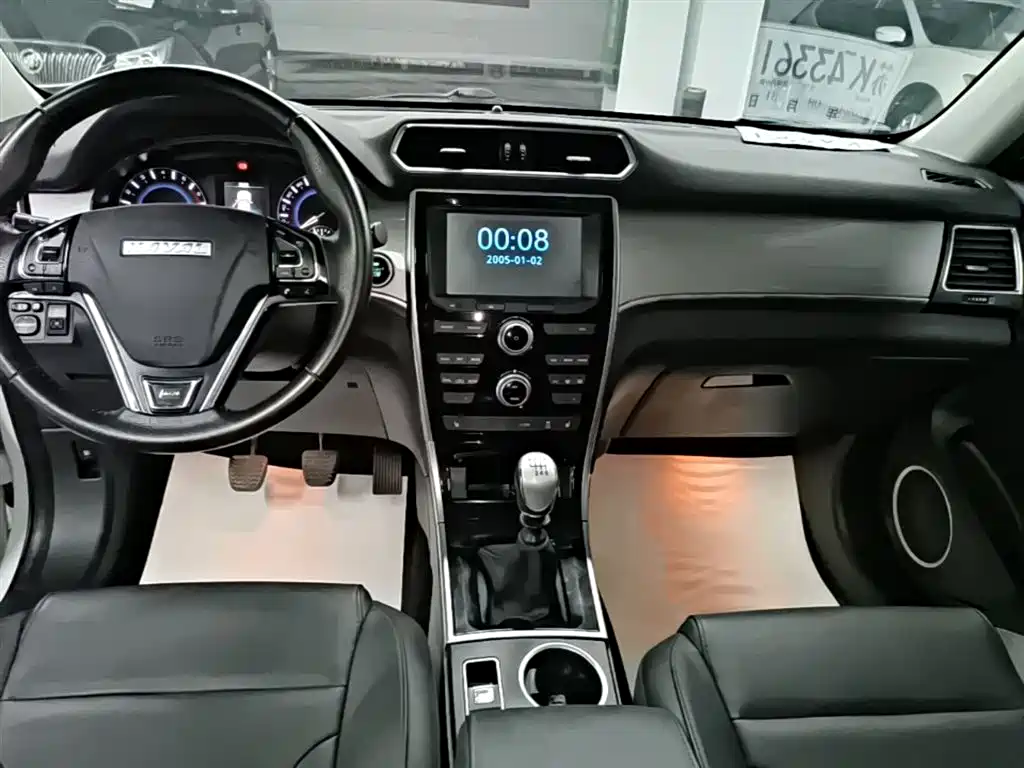 Haval H2 2018 Red Label 1.5T Manual 2WD Luxury фото 13
