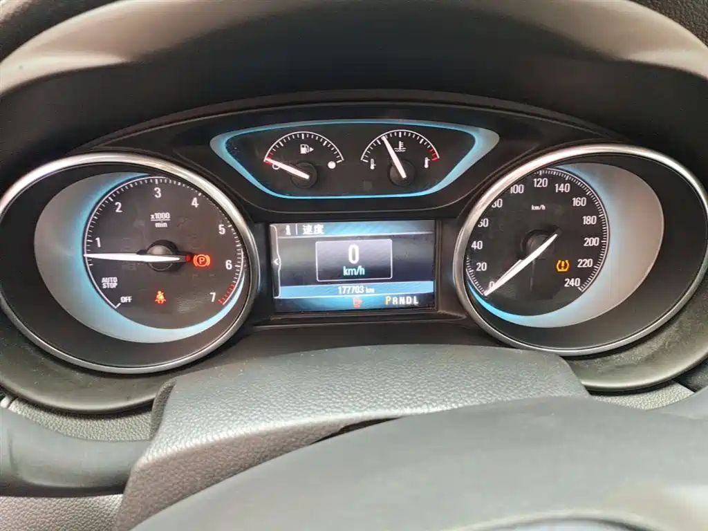 Buick Envision Plus 2016 20T 2WD Leading фото 12