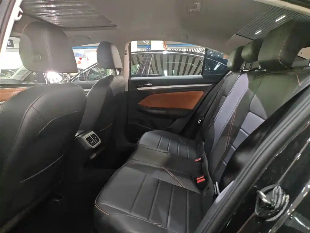 Volkswagen Bora 2023 200TSI DSG Yuexing PRO Edition фото 14
