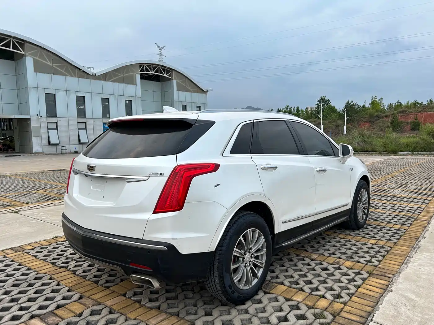 Cadillac XT5 2016 25T Luxury Model фото 5