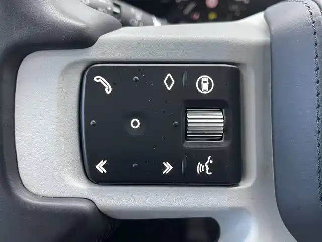 Land Rover Defender 2024 110 3.0T P400 X-DYNAMIC HSE — фото 5
