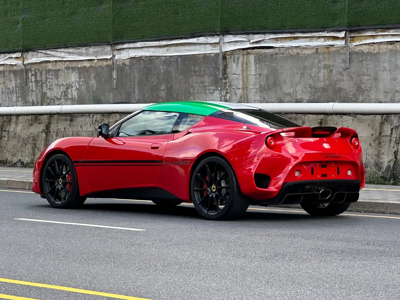 LOTUS SPORTS CAR EVORA