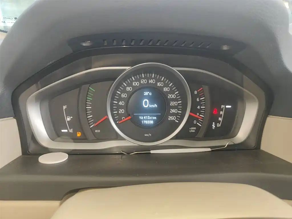 Volvo S80L 2015 2014 2.0T T5 Momentum