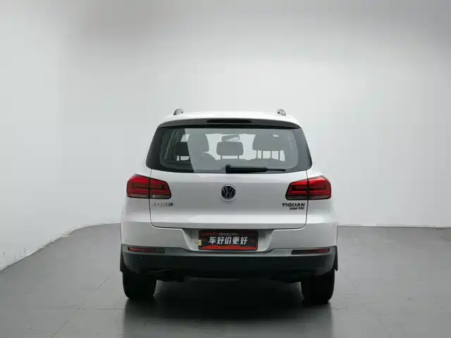 Volkswagen Tiguan 2016 280TSI Automatic 2WD Silk Road Fashion Edition — фото 4