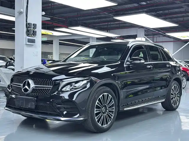 MERCEDES-BENZ GLC