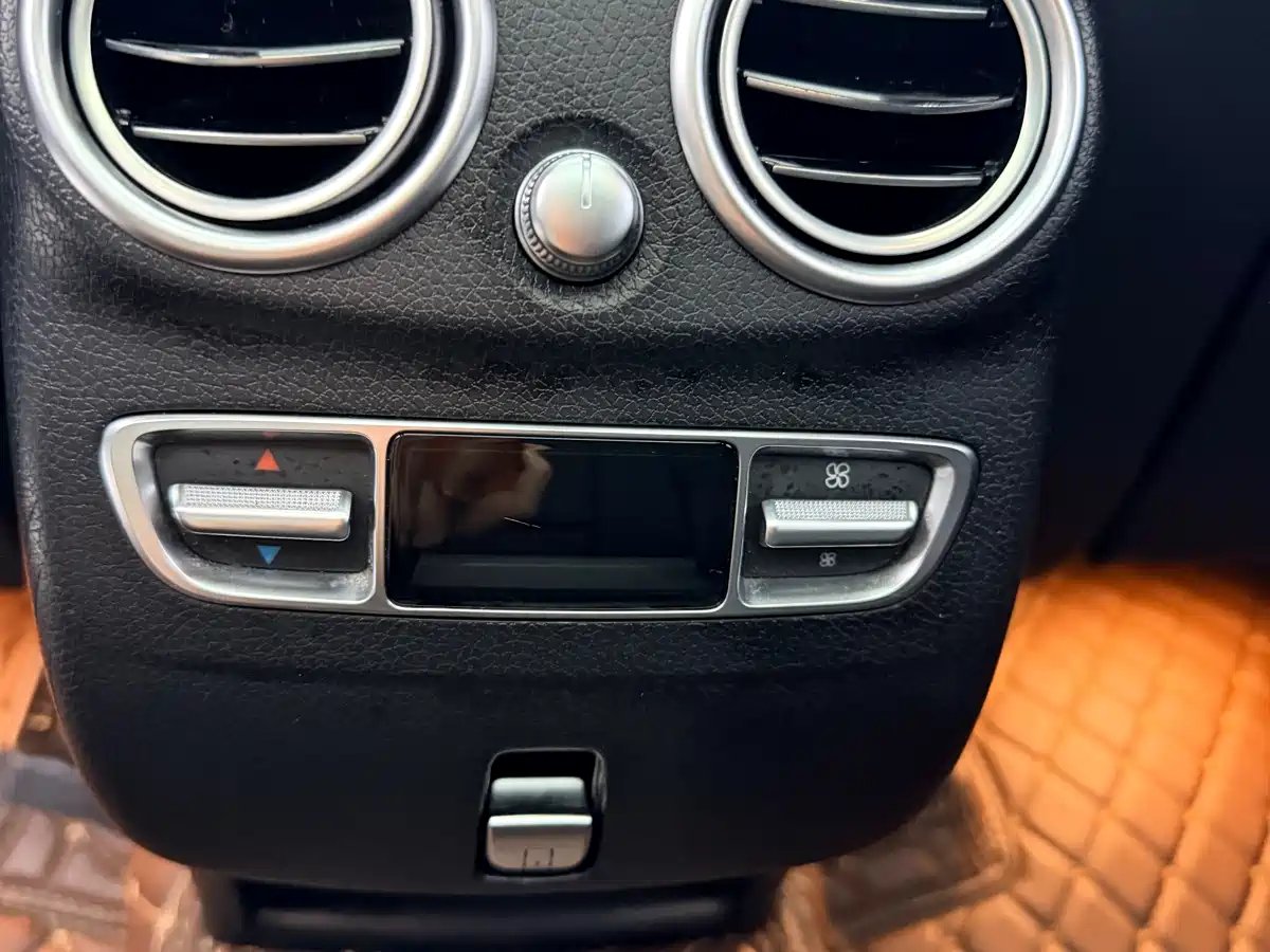 Mercedes-Benz GLC 2022 Model GLC 300 L 4MATIC Dynamic Edition фото 29