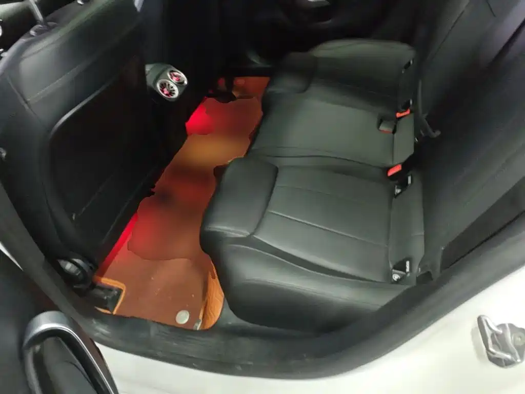 Mercedes-Benz A-Class 2021 Facelift A 180 L Sport Sedan фото 17