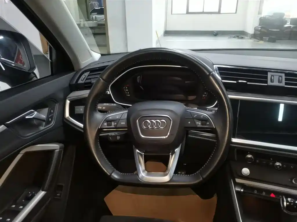 Audi Q3 2020 40 TFSI Fashion Dynamic фото 11