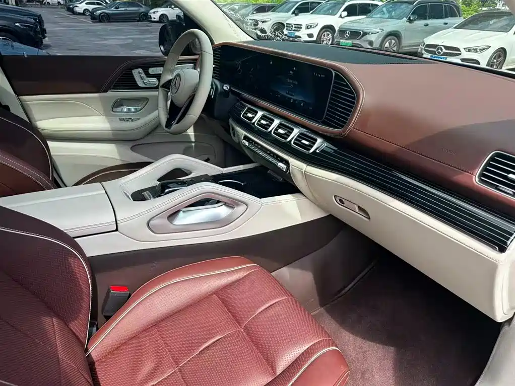 Mercedes-Benz GLE 2025 GLE 450 4MATIC Fashion фото 17