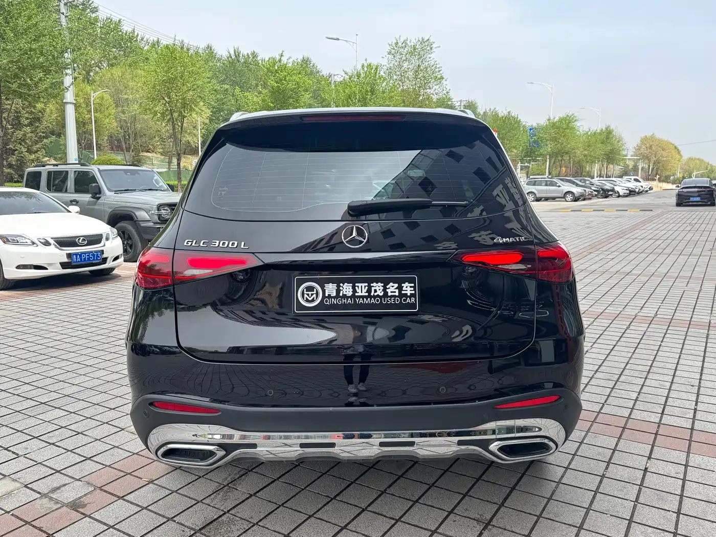 MERCEDES-BENZ GLC