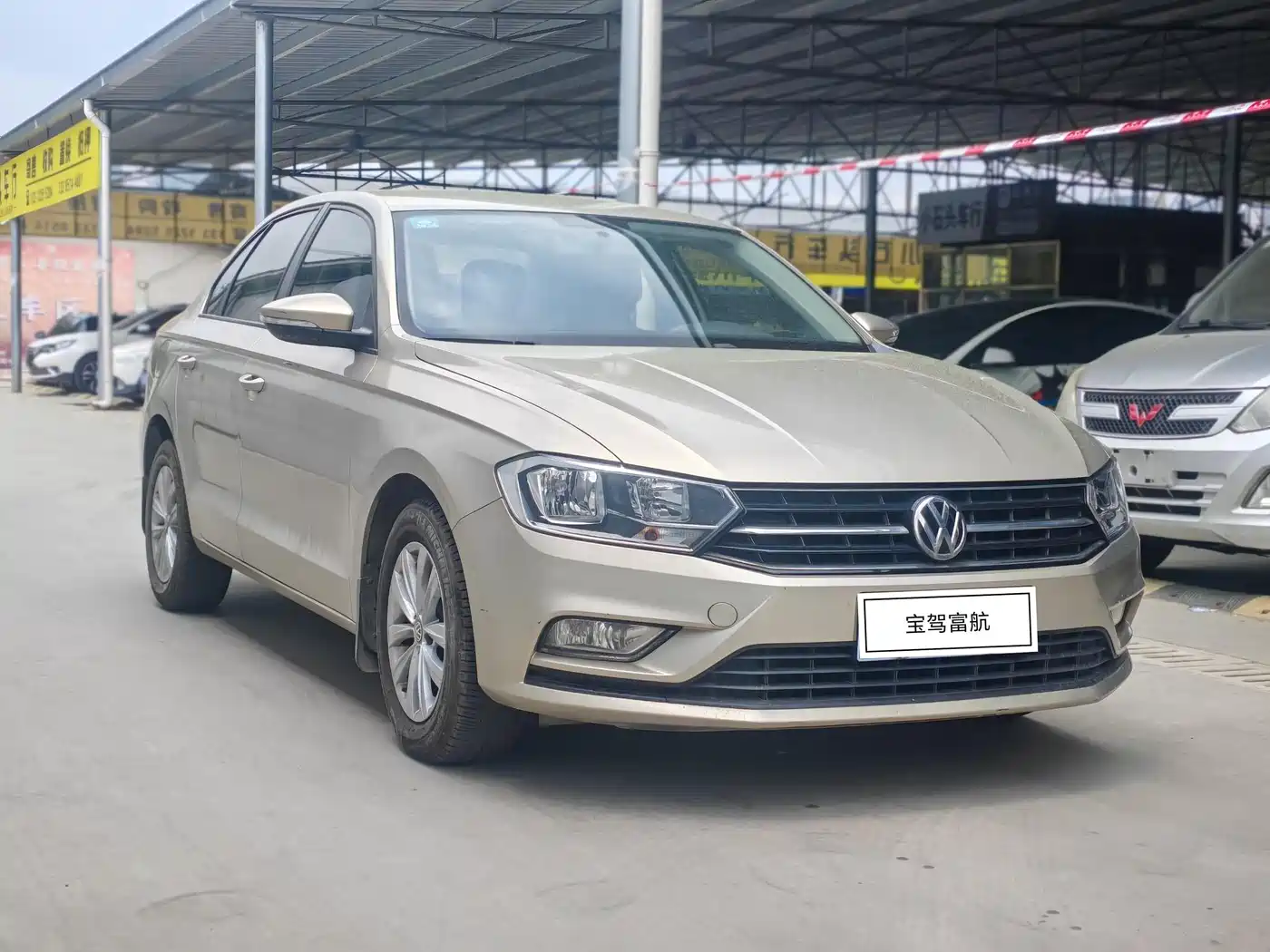 Volkswagen Bora 2018 1.5L Manual Fashion фото 3