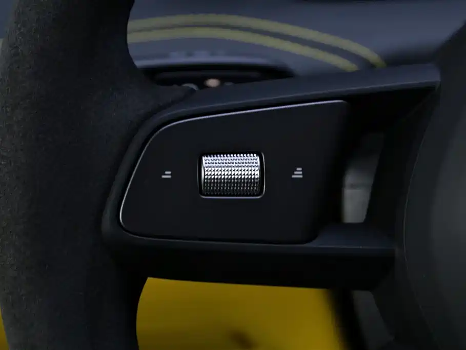 XIAOMI CAR XIAOMI SU7 ULTRA