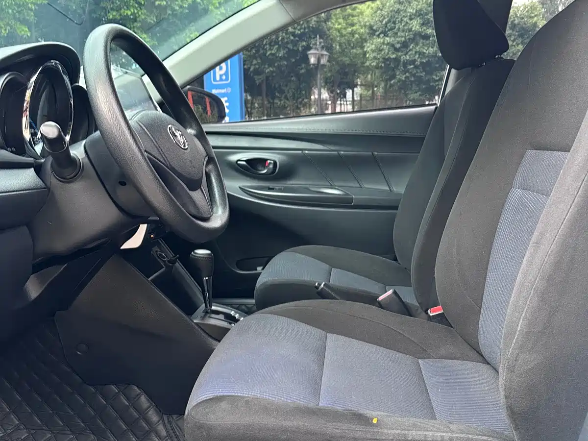 Toyota YARiS L Zhi Xuan 2019 1.5E CVT MeiDong Edition China VI фото 4