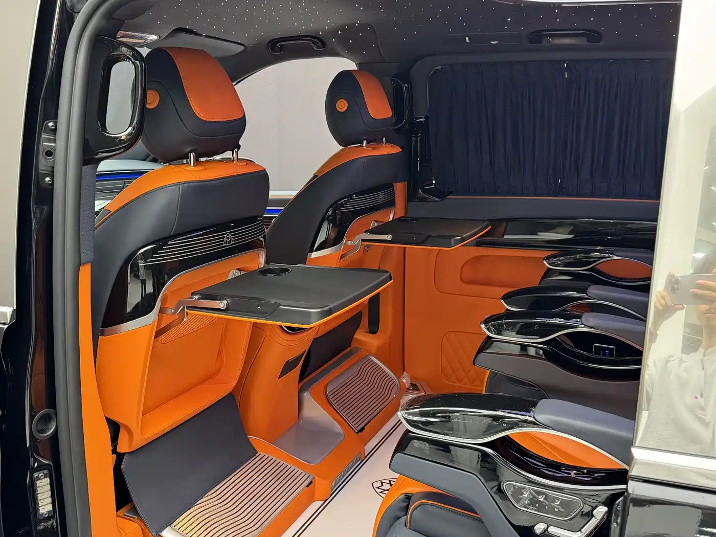 Mercedes-Benz Vito 2023 2.0T Business 7-Seater фото 7