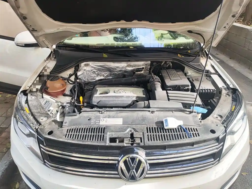 Volkswagen Tiguan 2016 Model 300TSI Automatic 2WD Comfort Edition фото 11