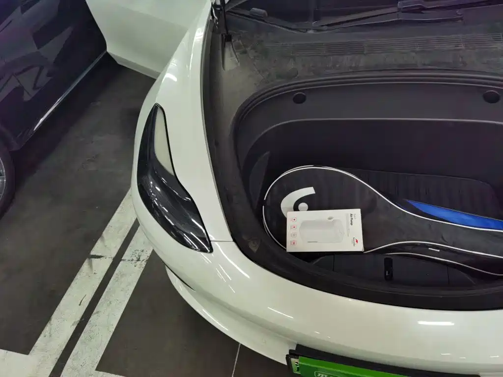 Фото 21 - Tesla Model 3