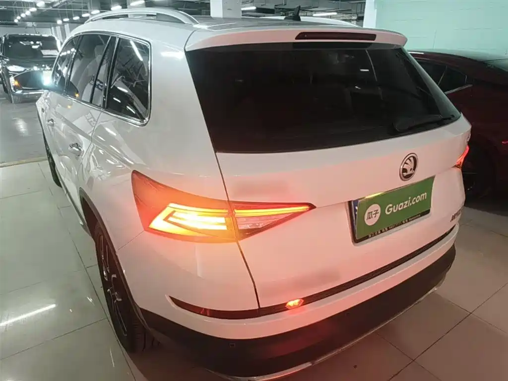 Škoda Kodiaq 2018 TSI380 7-seat AWD Flagship фото 6