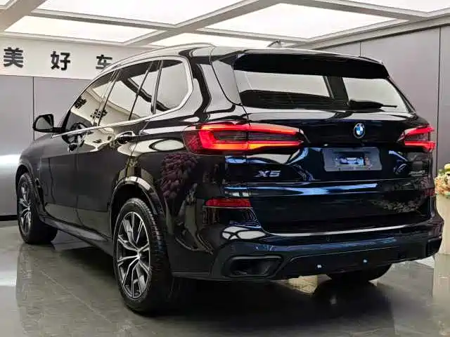 BMW X5 (Import) 2019 xDrive40i M Sport Package фото 9