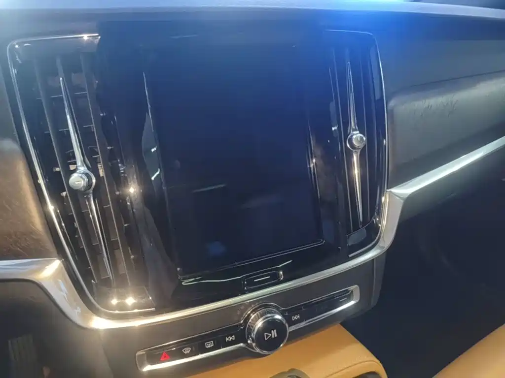 Volvo V90 2019 2017 Cross Country T5 AWD Smart Edition
