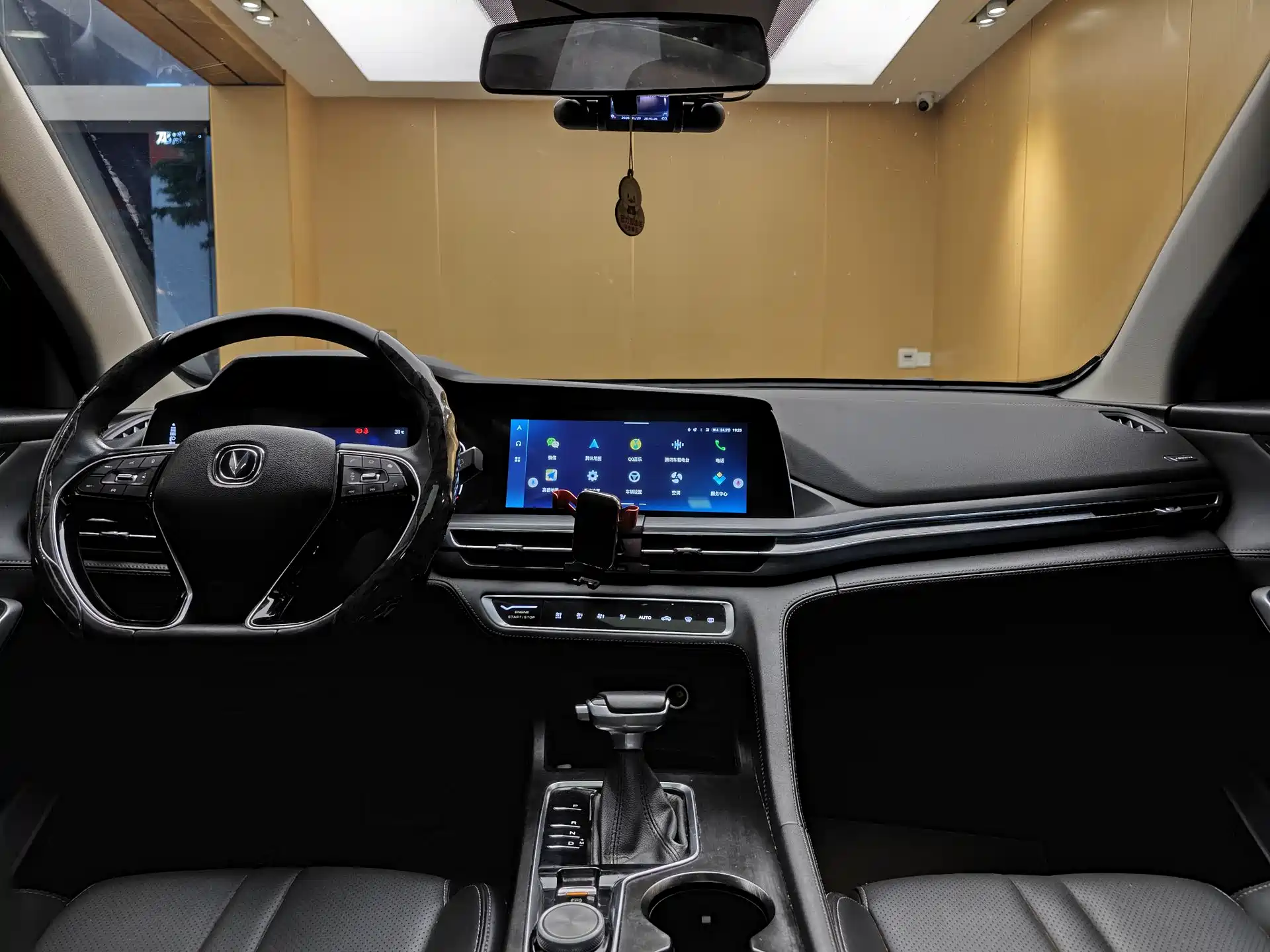 Фото 21 - Changan CS75 PLUS