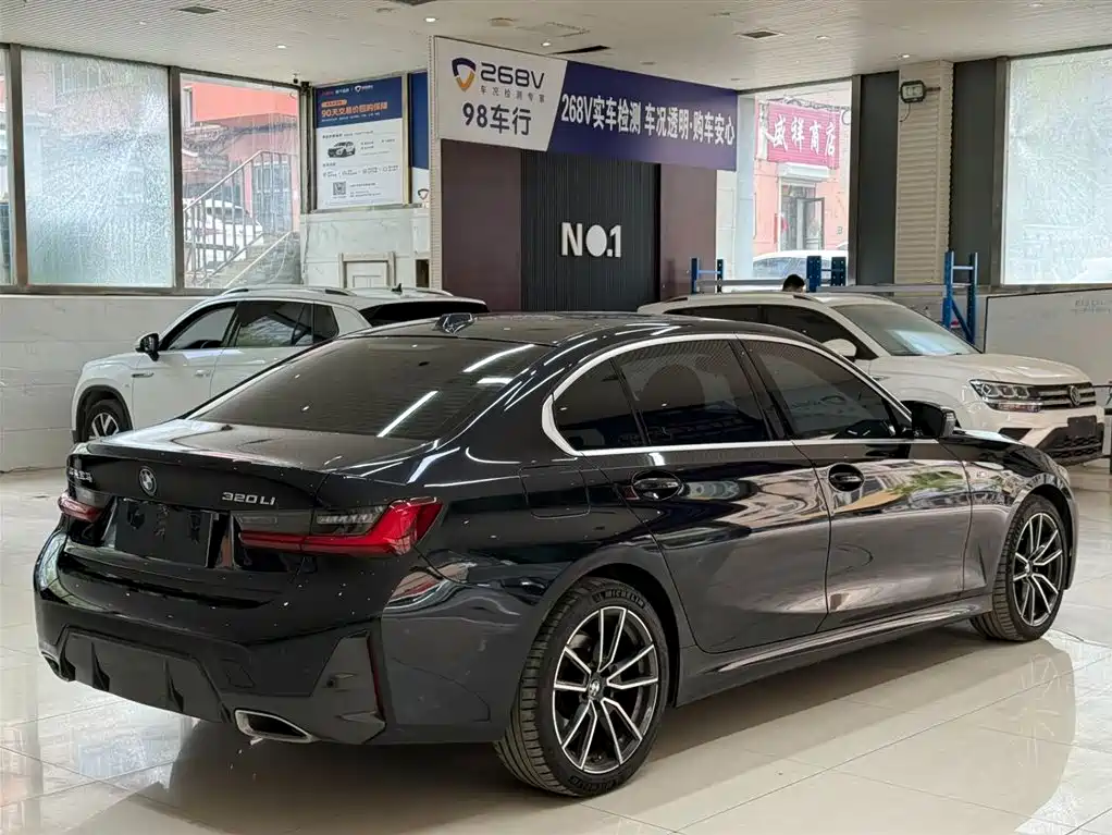BMW 3 Series 2023 320Li M Sport Package фото 4