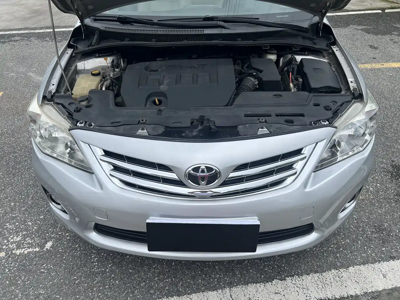 Toyota Corolla 2011 1.8L CVT GL-i фото 14