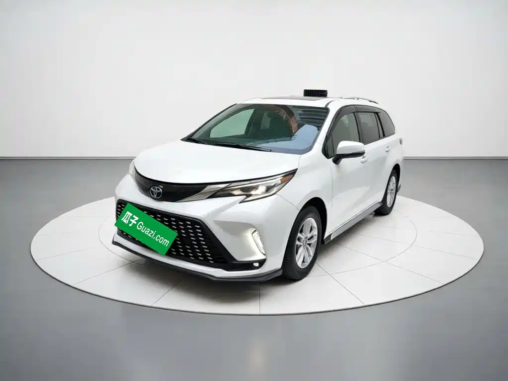  Toyota Granvia 2023 2.5L Hybrid Comfort Edition