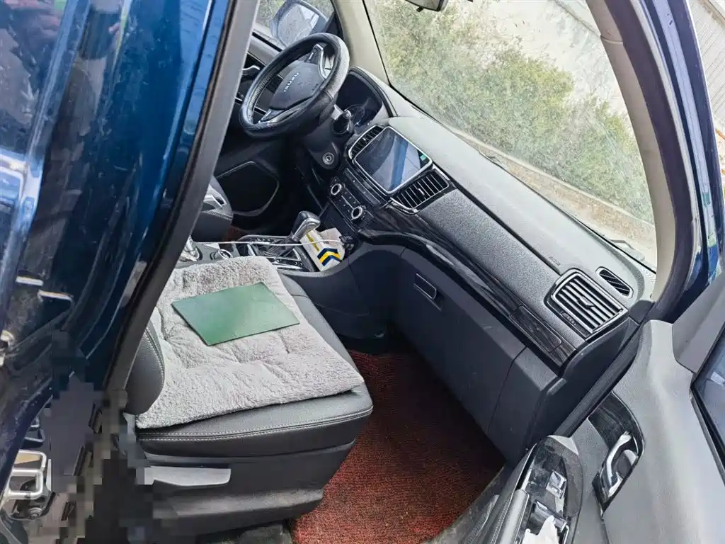 Isuzu Lingtuo 2022 2020 2.5T 4WD Automatic Flagship Edition China VI JE4D25Q6A