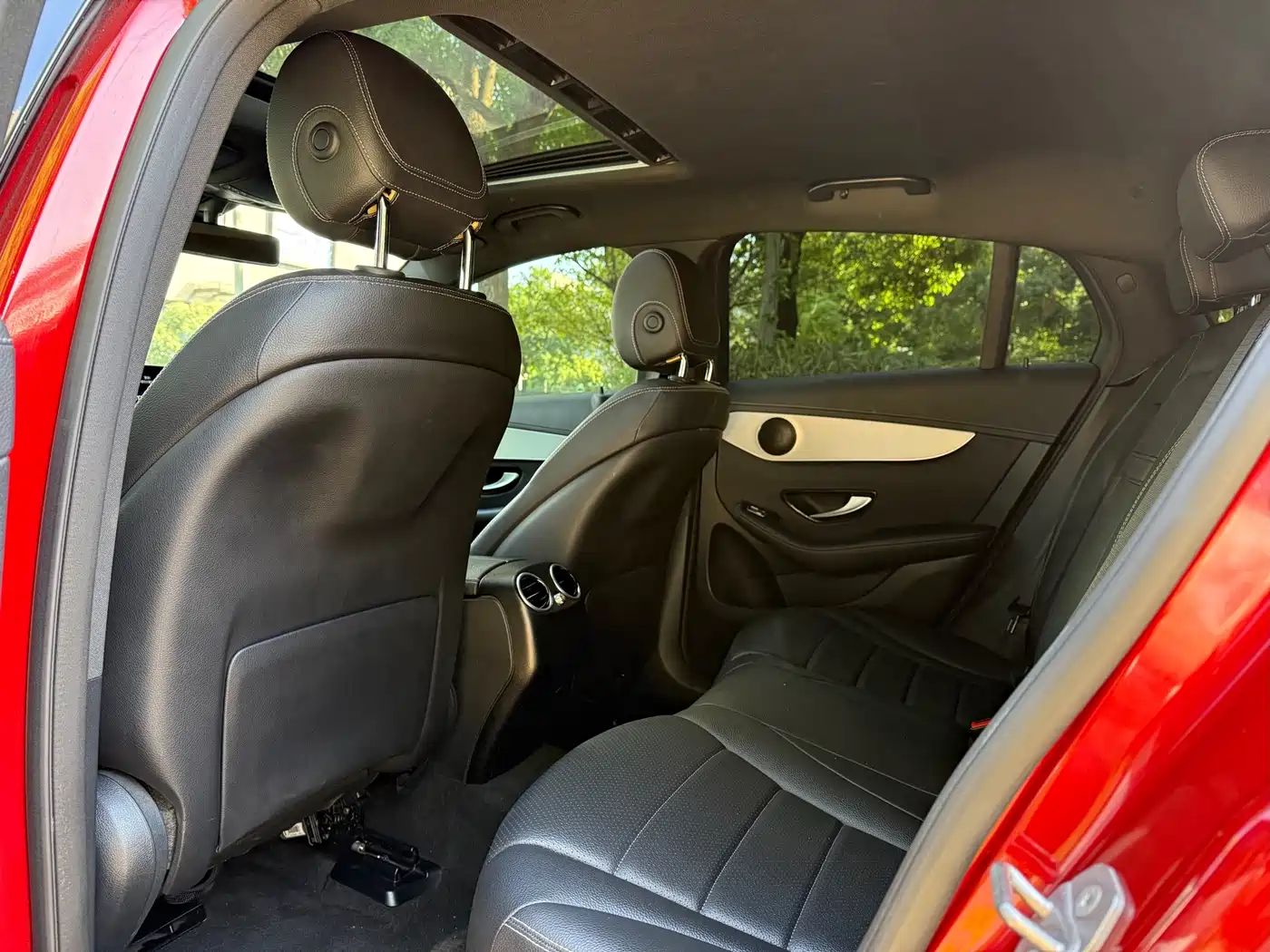 Mercedes-Benz GLC Coupe 2020 GLC 260 4MATIC Coupe SUV фото 7