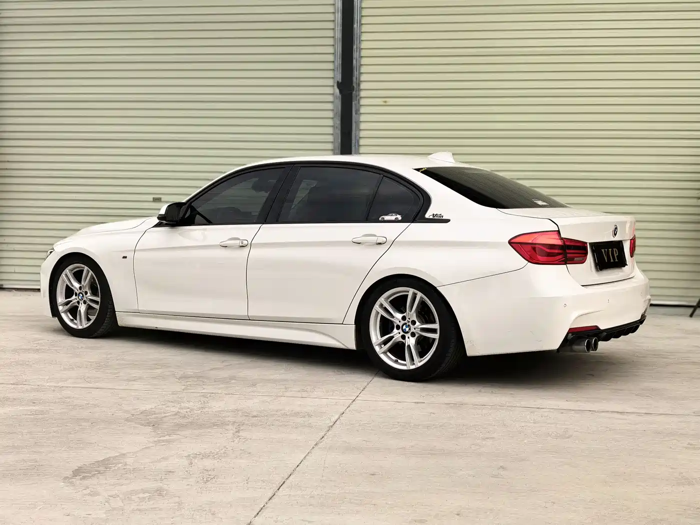 BMW 3 Series 2017 320Li M Sport фото 9