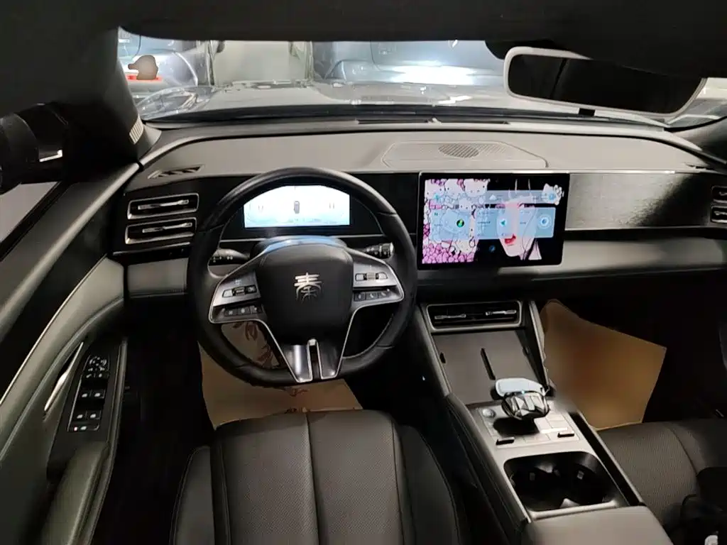 BYD Qin L 2024 DM-i 80KM Superior фото 11