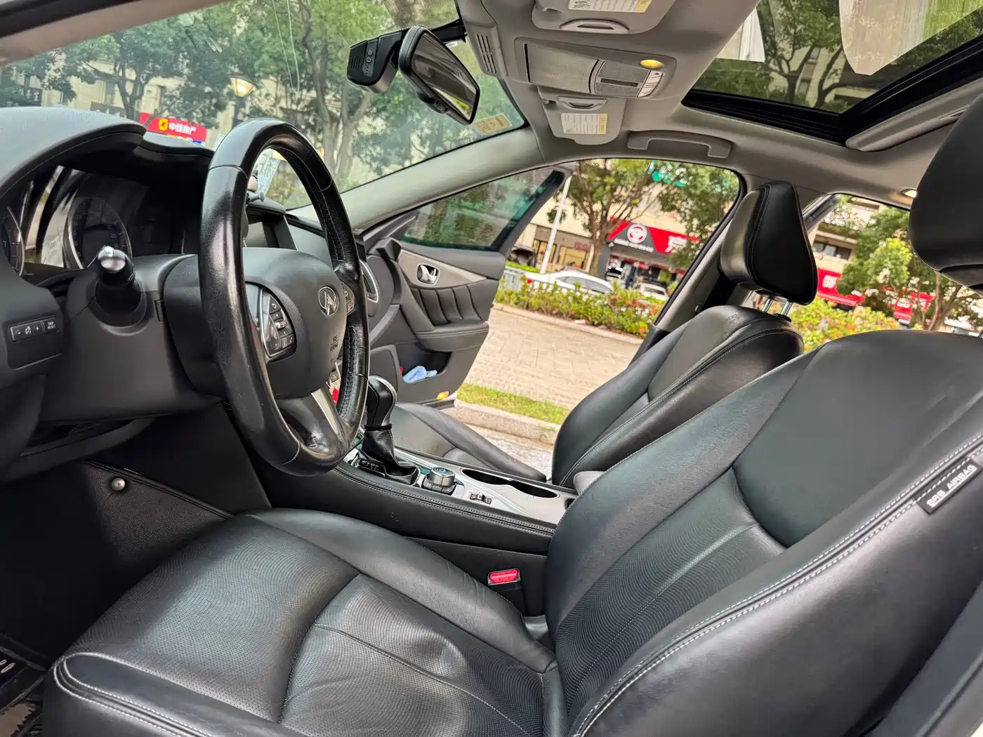 Фото 7 - Infiniti Q50L