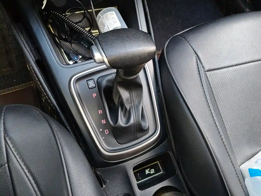 Kia K2 2017 2017 Sedan 1.4L AT GLS