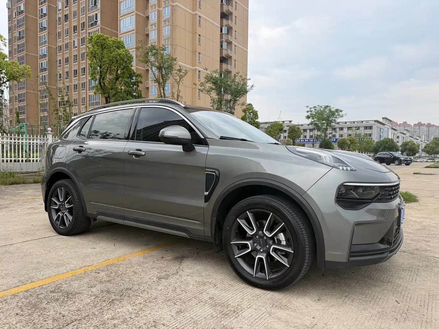 Lynk & Co 01 2021 2.0TD 2WD Shine Pro фото 3
